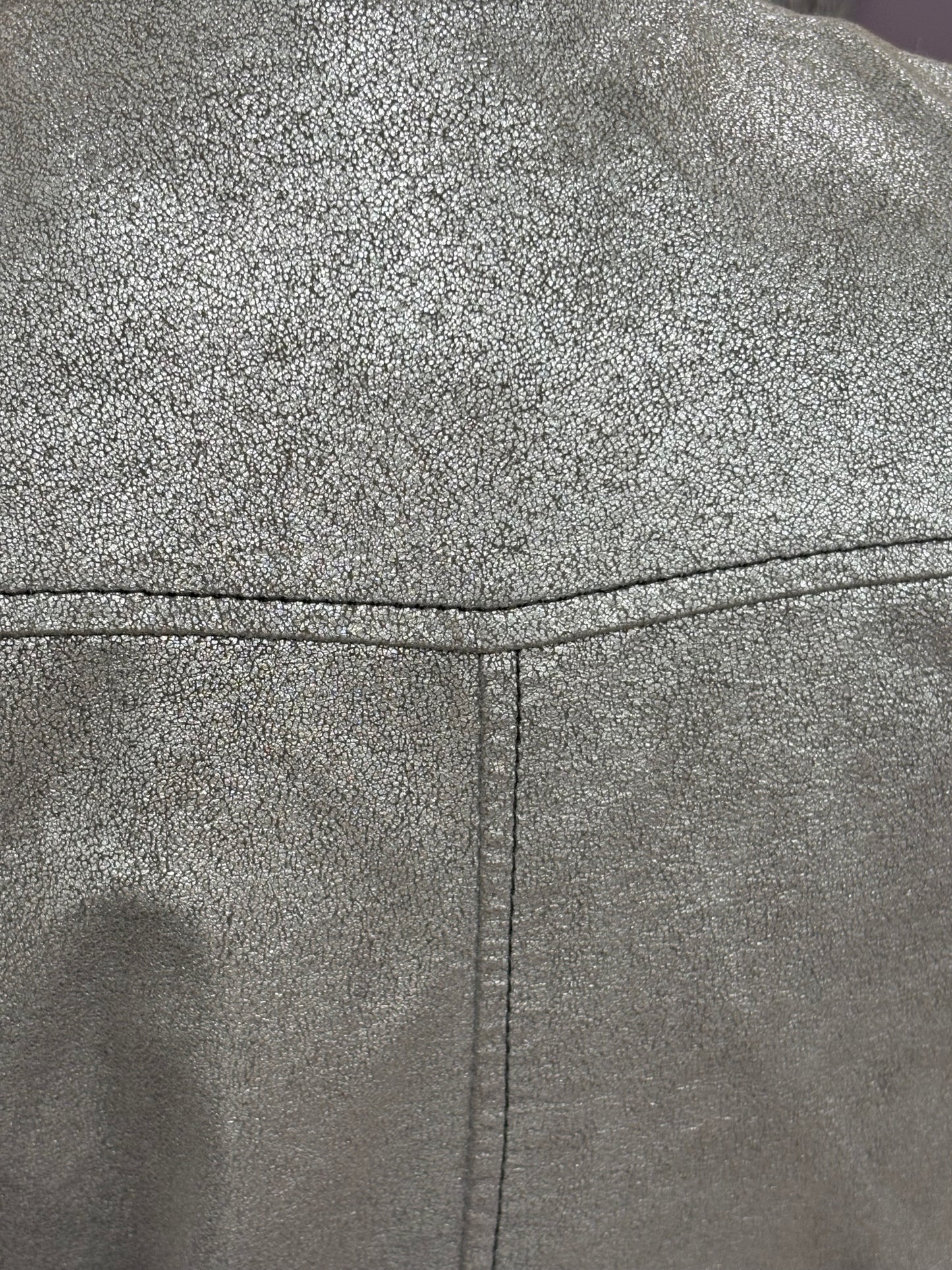 Chico’s Genuine Leather Metallic Silver Moto Jacket Size 1 (Medium 8) Crackle Preloved