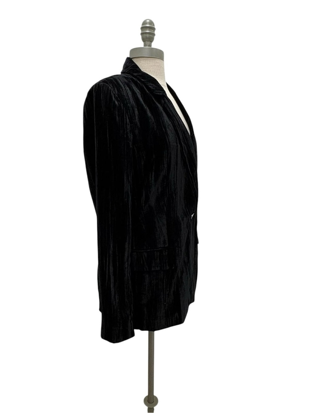 The Drop Luxurious Black Velvet Women's Blazer Size Small NWT