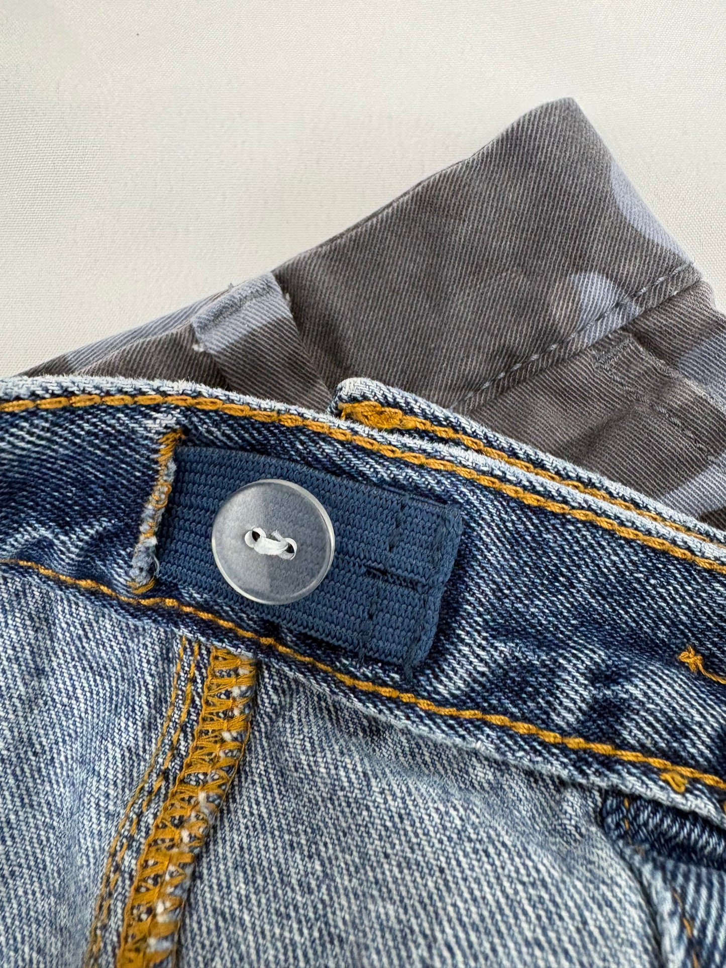 Forever 21 Blue Jean skirt Size 9/10 Preloved