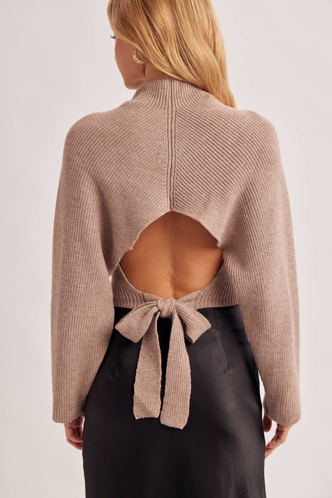 MOCK NECK OPEN BACK RIBBED KNIT TIE SWEATER TOP
