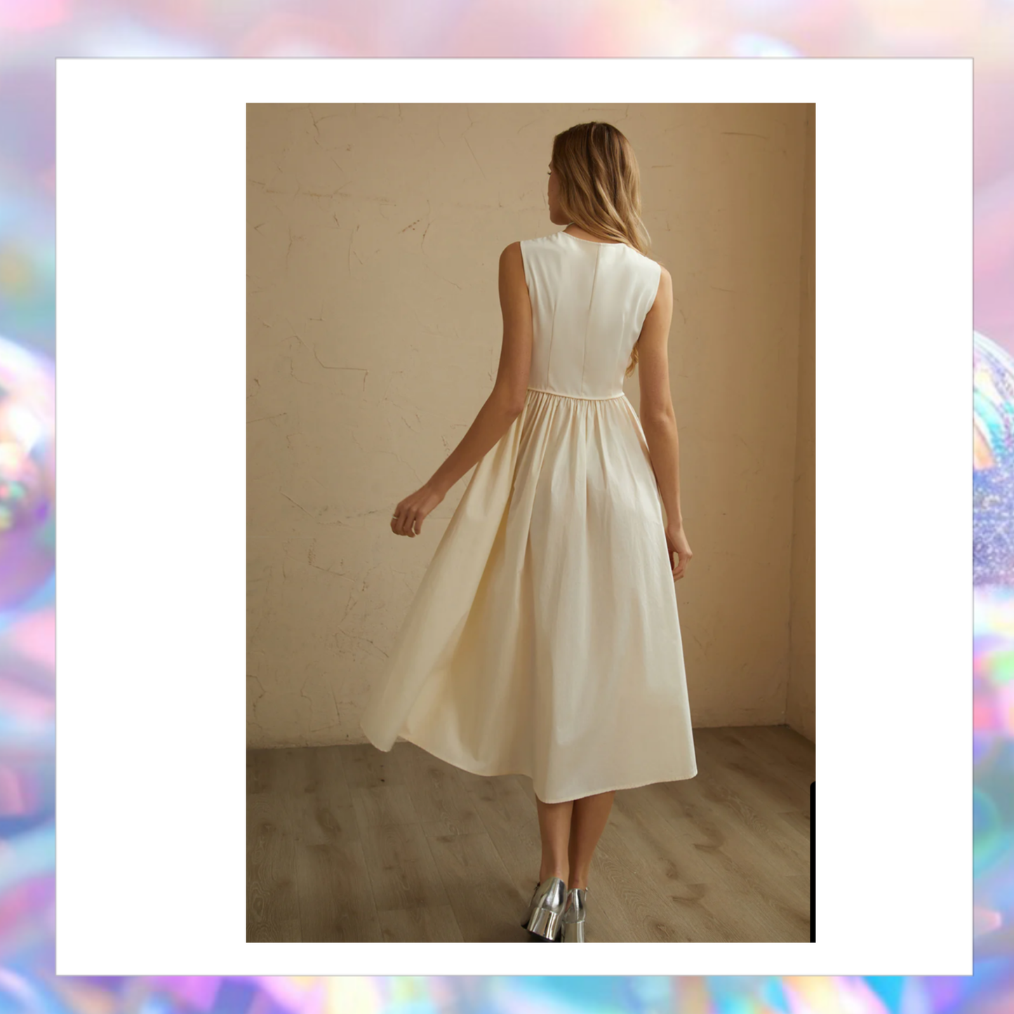 Sleeveless Pockets Pleated Midi Dress