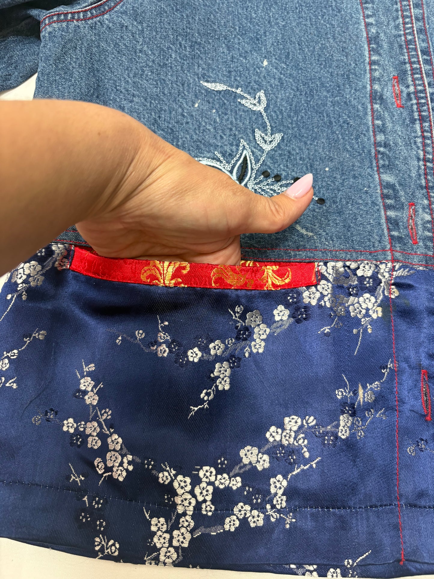 Vintage Chico’s Design Denim Jacket Size 0 (S-4) Asian Floral Embroidered Brocade Trim 90s