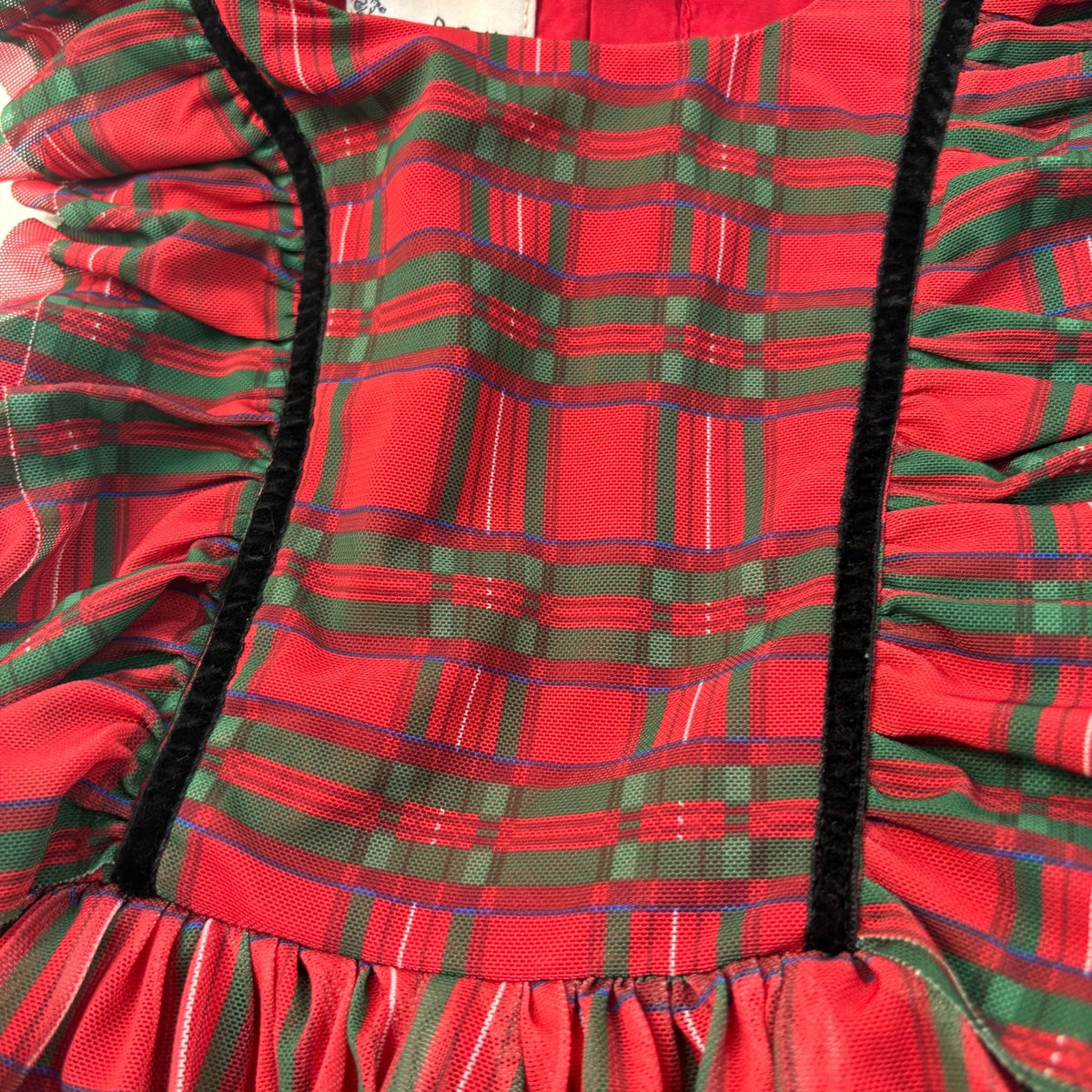 Pippa & Julie Girls' Red and Green Plaid Ruffle Dress with Tulle Underskirt NWOT