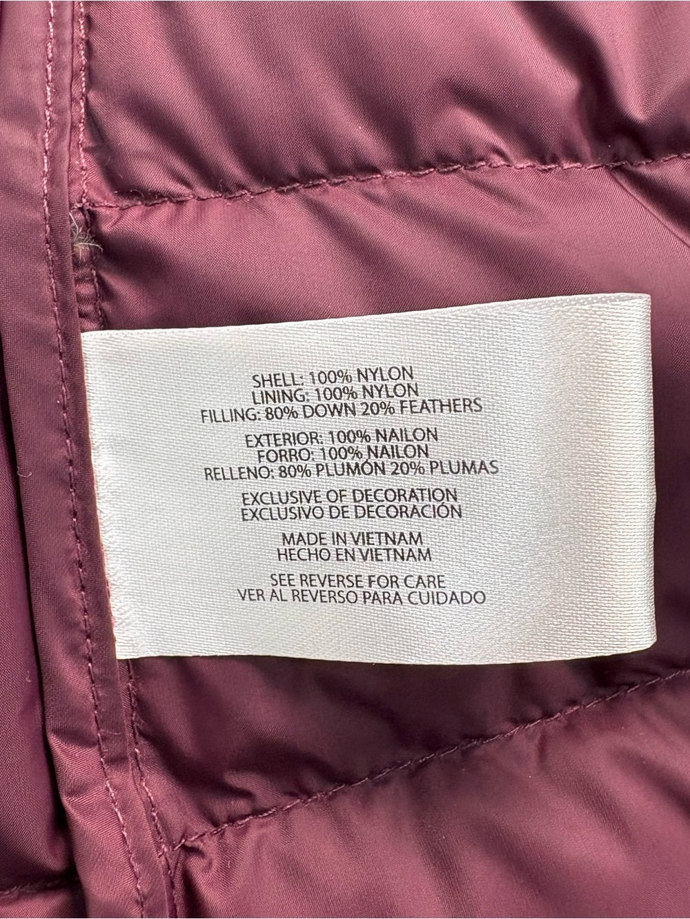 Eddie Bauer Women's Packable Jacket - Burgundy size Small NWT