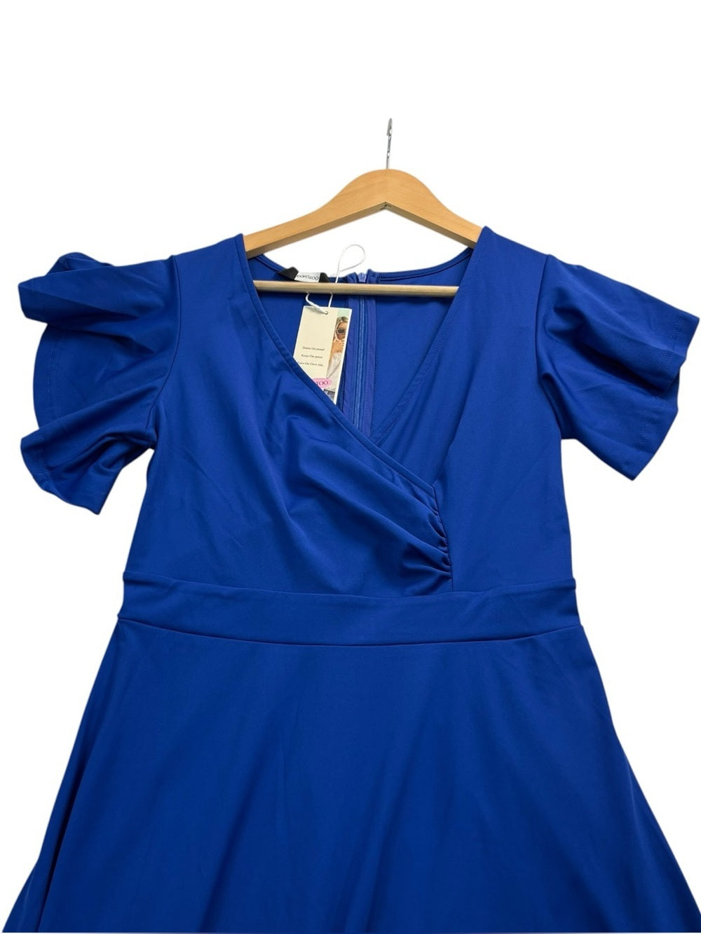 Dokotoo Women’s Royal Blue V Neck Dress Short Sleeve Size Medium NWT