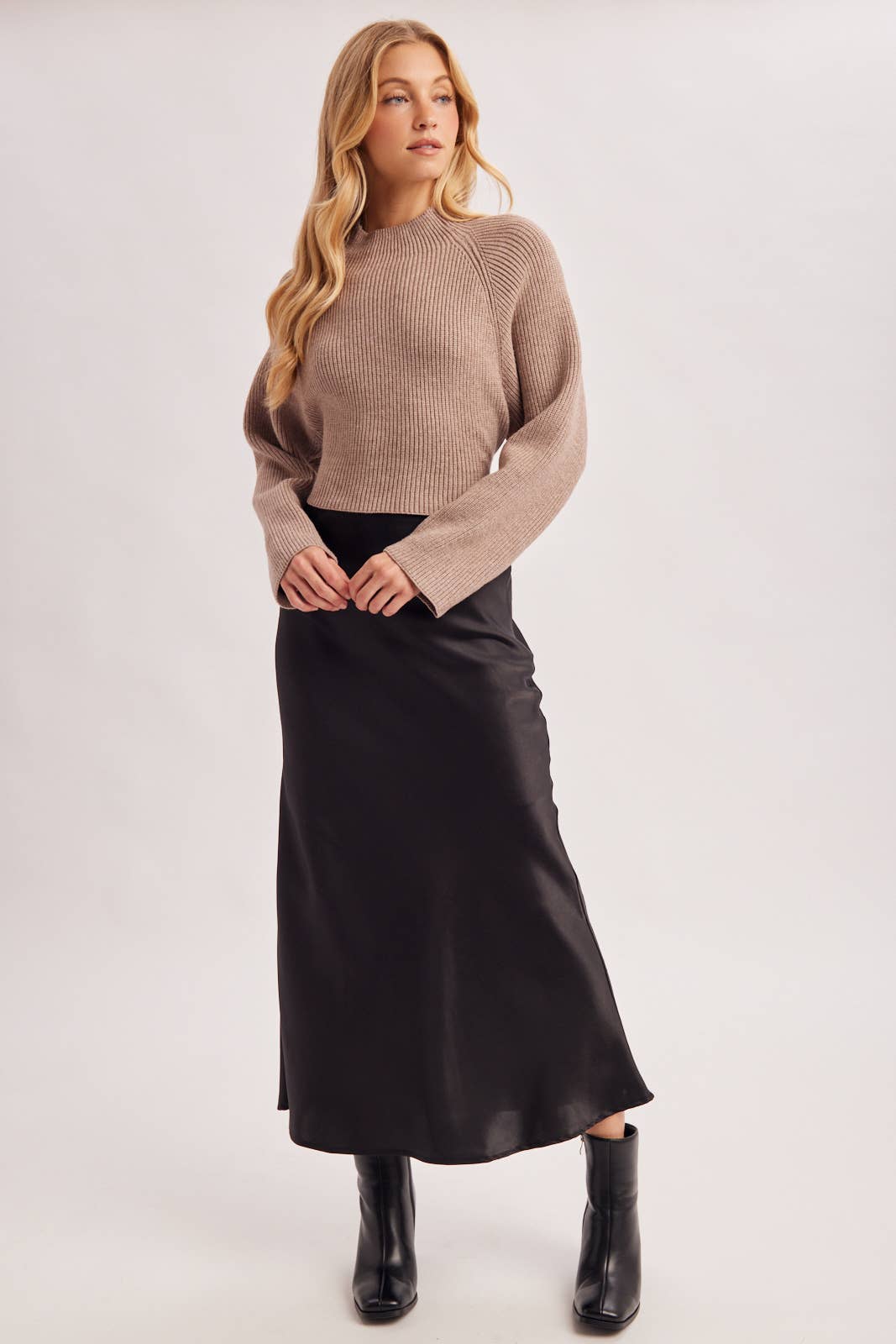 MOCK NECK OPEN BACK RIBBED KNIT TIE SWEATER TOP